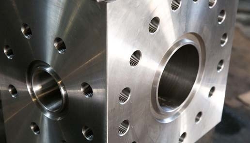 Oilfield Wellhead Components PR2 Oilfield Tee and Cross Flanged or Studded