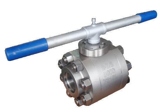 Oilfield Threaded Ball Valve / A216 WCB Oil Patch Ball Valve 2000PSI 3000PSI 5000PSI
